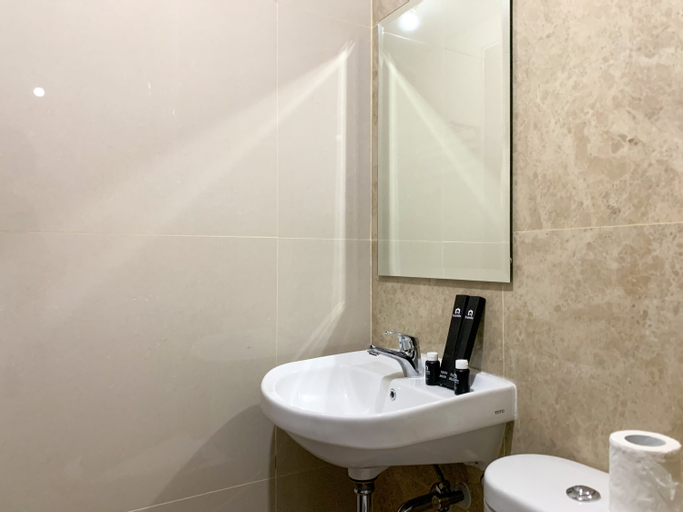 Bedroom 3, Minimalist Studio at Transpark Cibubur Apartment By Travelio, Depok
