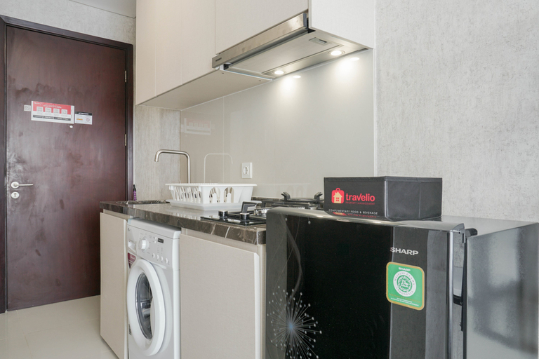 Others 2, Smart Studio with Folded Bed at Puri Mansion Apartment By Travelio, Jakarta Barat