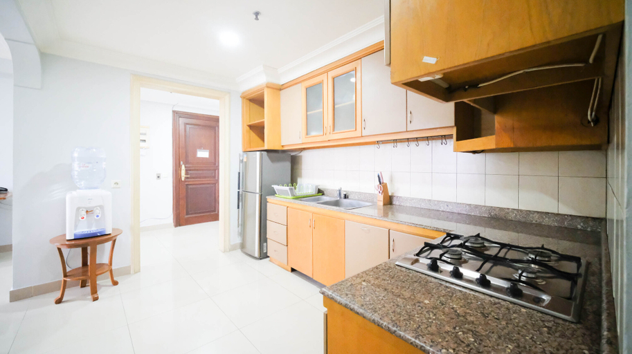 Others 4, Homey 2BR with Extra Room at Taman Beverly Apartment By Travelio, Surabaya