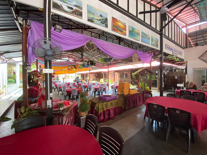 Public Area 3, Purnama Beach Resort, Manjung