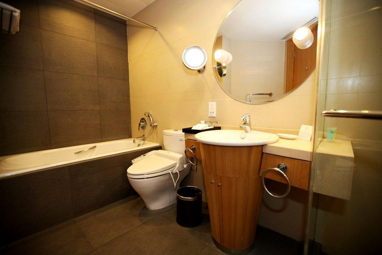 Bathroom 5, Somerset International Building Tianjin, Tianjin