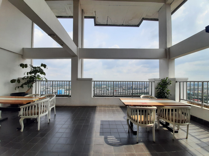 Exterior & Views 5, Cozy Living Studio Room at Grand Icon Caman Apartment By Travelio, Bekasi
