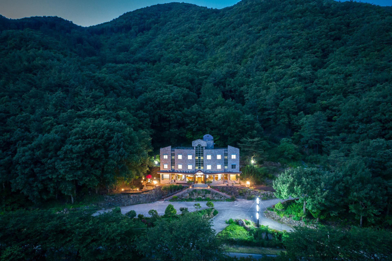 Others 4, Hoony Guest House, Gurye