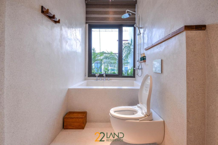 Bathroom 5, 22Land Hotel & Residence - 50 Truong Cong Giai, Cầu Giấy
