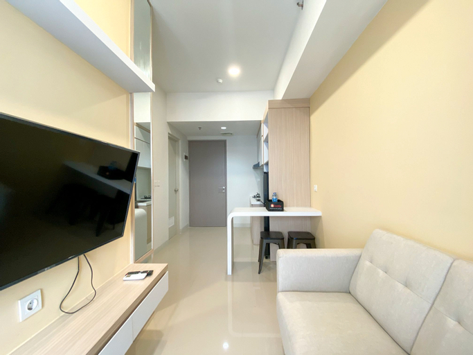 Nice and Comfort 1BR at Vasanta Innopark Apartment By Travelio, Cikarang