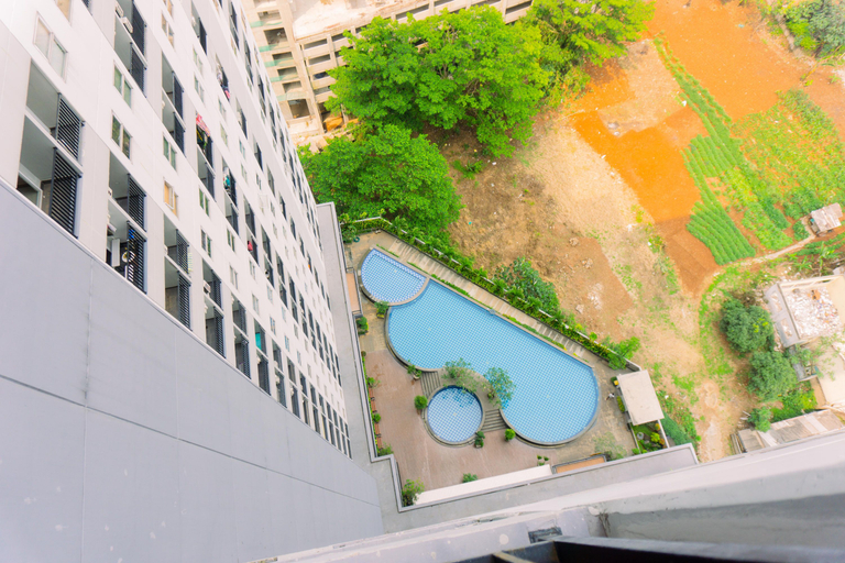 Exterior & Views, Homey with Modern Style 2BR Parkland Avenue Apartment By Travelio, Tangerang Selatan