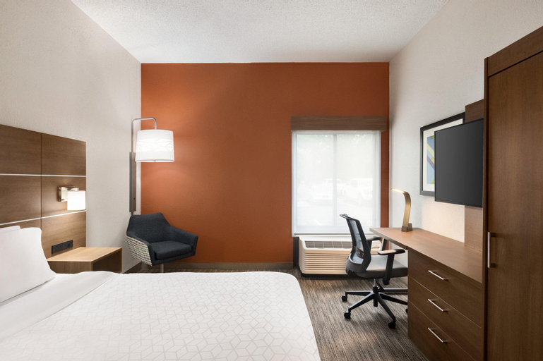 Bedroom 3, Holiday Inn Express Vero Beach-West (I-95) , Indian River