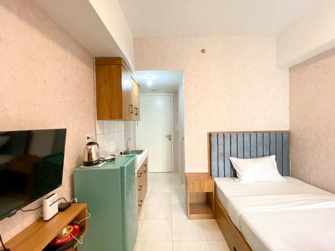Bedroom 2, Fully Furnished Studio Springlake Summarecon Bekasi Apartment near Mall By Travelio, Bekasi