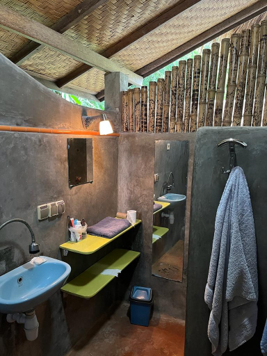 Bathroom 5, Pondok Apsari 2, Buleleng