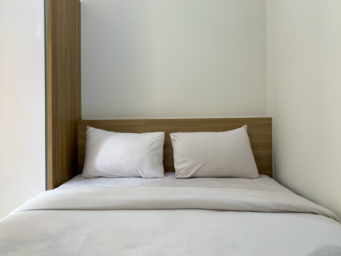 Bedroom 2, Minimalist Studio at Transpark Cibubur Apartment By Travelio, Depok