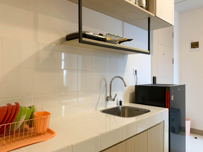 Others 2, Compact and Functional 2BR Tokyo Riverside PIK 2 Apartment By Travelio, Tangerang
