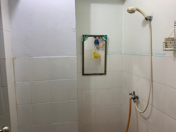 Bathroom 5, Apartemen cibubur village, East Jakarta