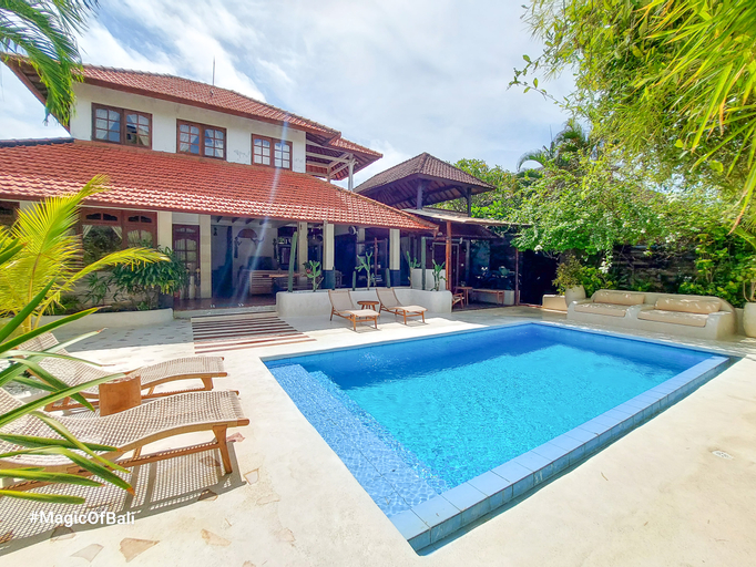Swimming Pool 27