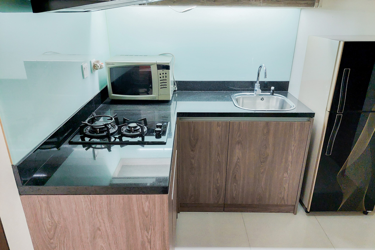 Others 4, Cozy Living 1BR at The Accent Apartment By Travelio, South Tangerang