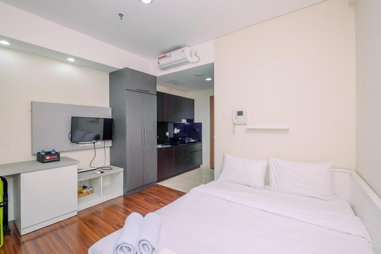 Bedroom 2, Fancy and Nice Studio Room at Puri Orchard Apartment By Travelio, Jakarta Barat