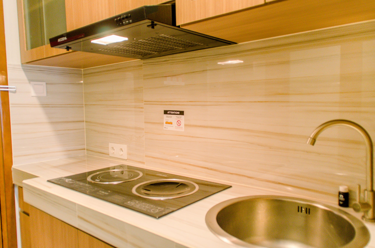 Others 2, Cozy Stay Studio at Signature Park Grande Apartment By Travelio, Jakarta Selatan