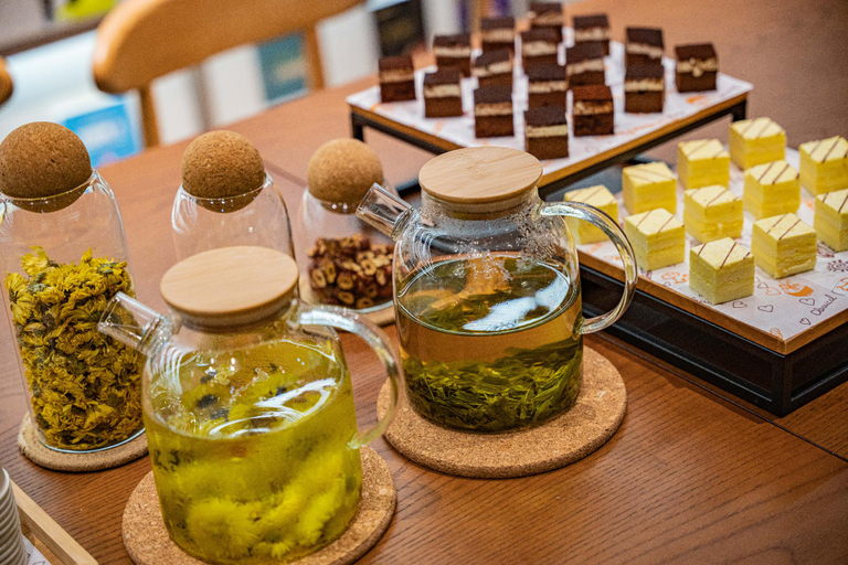 Food & Drinks 4, Hanting Hotel Nanchang Railway Station Jiefang West Road, Nanchang