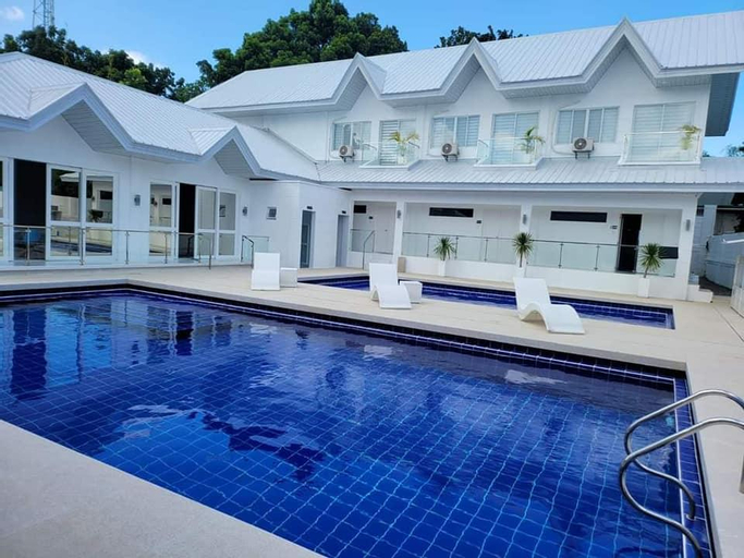 Blu Serenity Villa, Los Baños