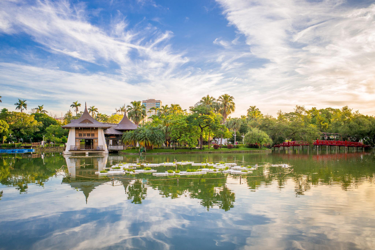 Nearby Landmark 5, Yizhong Street Lodging, Taichung