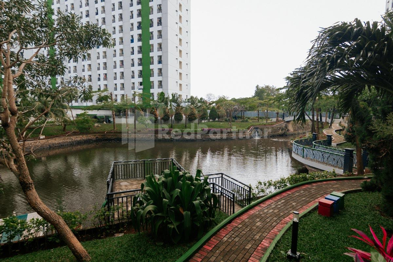 RedLiving Apartemen Green Lake View Ciputat Syafa Property Tower E, South Tangerang