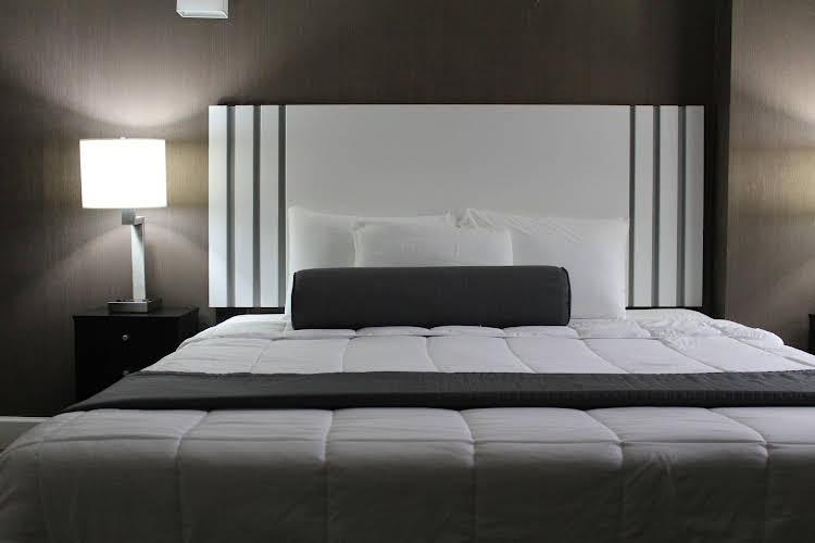Others 5, Hotel Cliff, New York