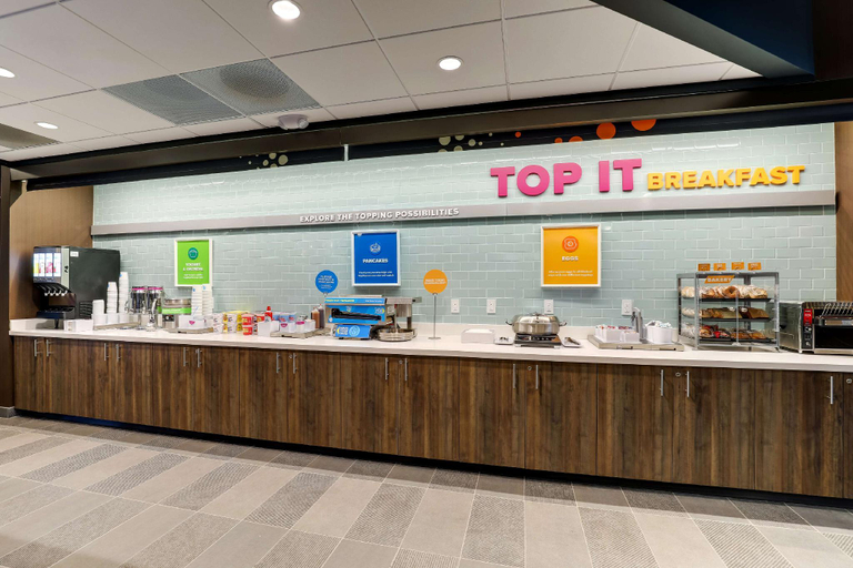 Food & Drinks 4, Tru By Hilton Raleigh Garner, Wake