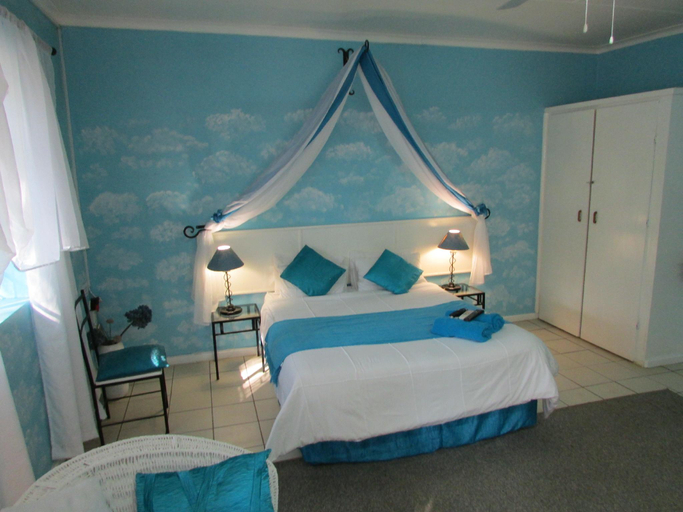 Bedroom 3, The Ultimate Lodge, Vhembe