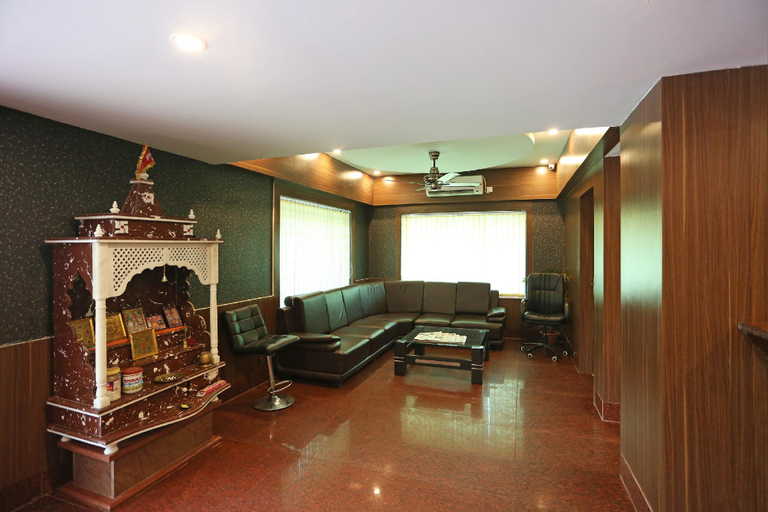 Public Area, HOTEL RAILVIEW, Khordha