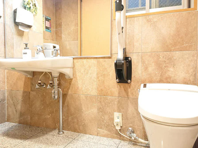 Bathroom 4, Toyoko Inn Hanshin Amagasaki Ekimae, Amagasaki