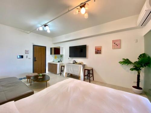 Happiness 18, Yilan