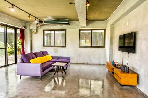 Bull's House, Yilan