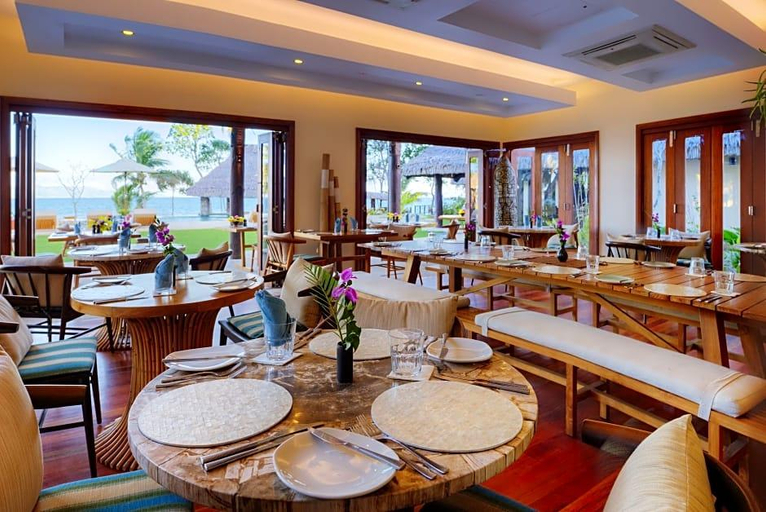 Food & Drinks 5, Nanuku Auberge Resort, Serua