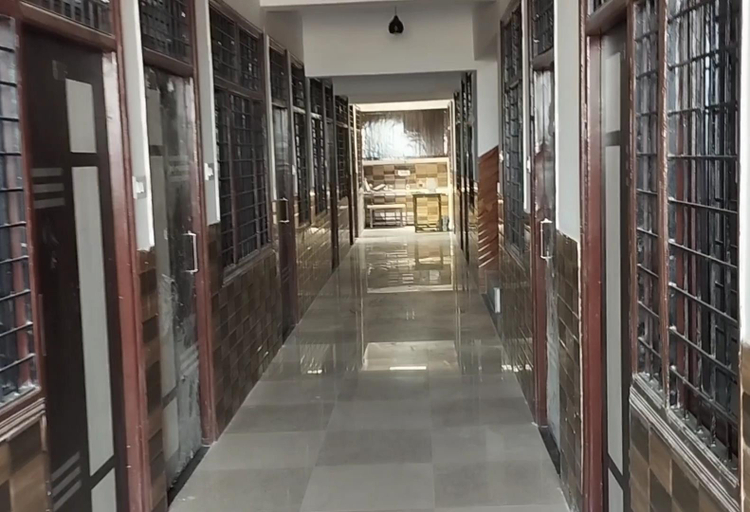 Others 3, Hotel Yogendra, Kannauj