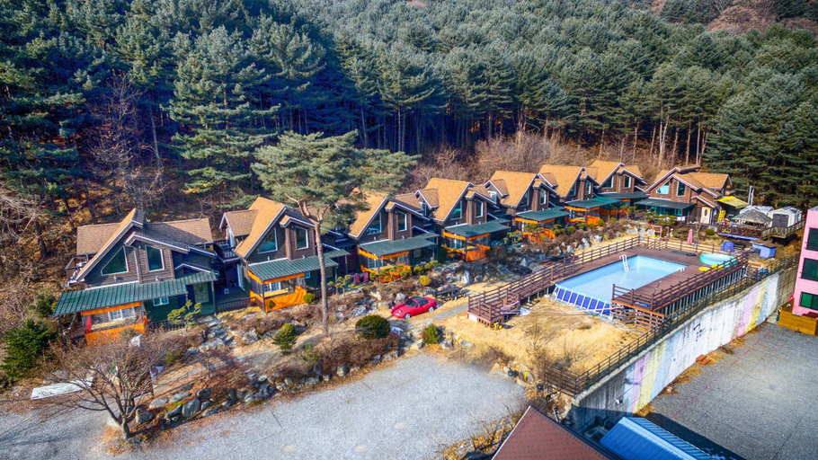 Others 5, Gapyeong S&J Pension, Gapyeong