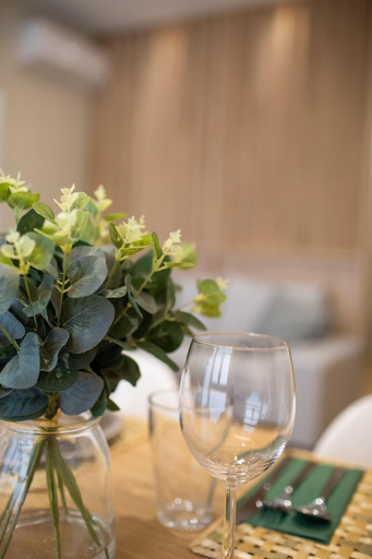 Food & Drinks 3, Valencia Port Rooms, Valencia