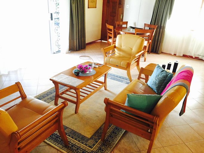 Public Area 2, Villa Caballero Luxury Chalets