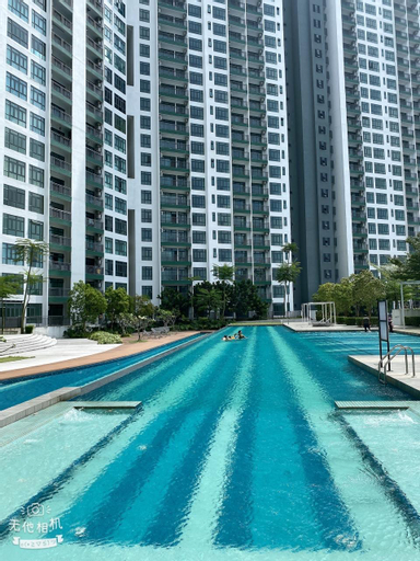 HomeNest JB City Poolview suite by Cozy Home, Johor Bahru