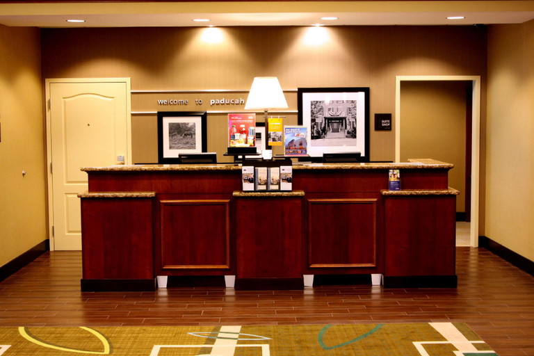 Public Area, Hampton Inn & Suites Paducah, McCracken
