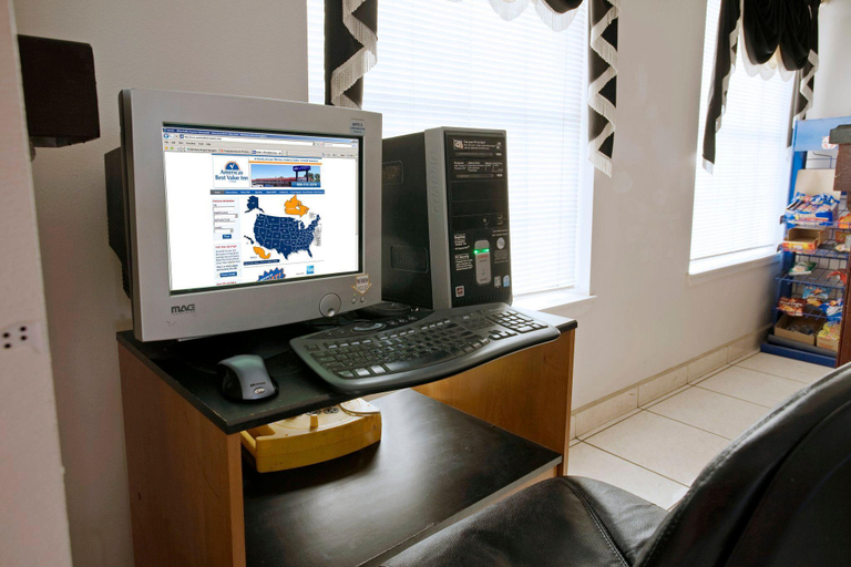 Others 5, Deluxe Inn And Suites, Willacy