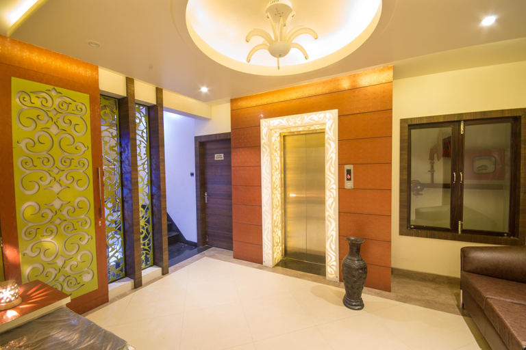 Public Area 3, Hotel Arjun International, Lucknow