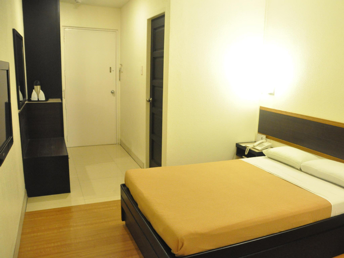 Bedroom 1, Iloilo Midtown Hotel, Iloilo City