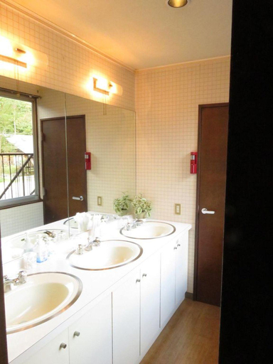 Bathroom 4, Japan Nikko Pension L'escale, Nikkō