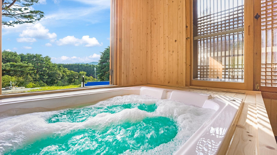 Sport & Beauty 4, Gangneung Booyoonok Hanok Pension, Gangneung