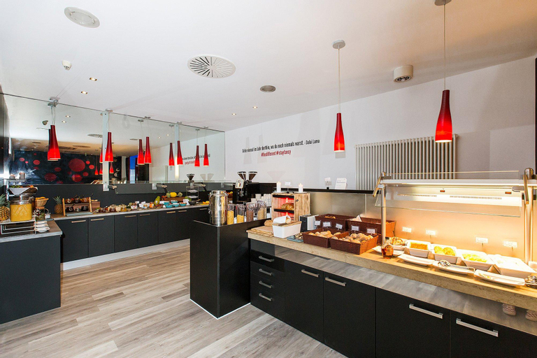 Food & Drinks 5, DORMERO Hotel Zurich Airport, Bülach
