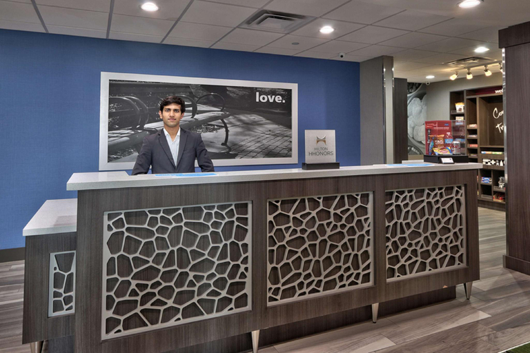 Public Area, Hampton Inn & Suites Guthrie, Logan