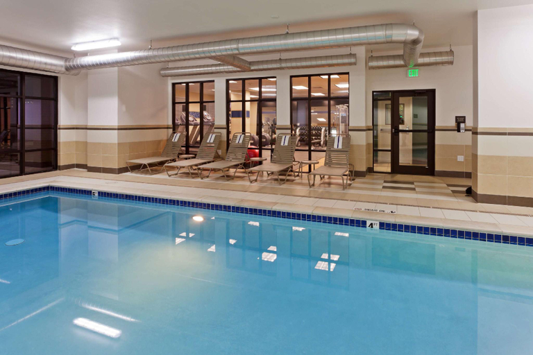 Sport & Beauty 5, Hampton Inn & Suites Denver/Airport-Gateway Park, Denver
