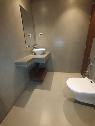 Bathroom 4, Hotel Gagan Plaza, Kanpur Nagar