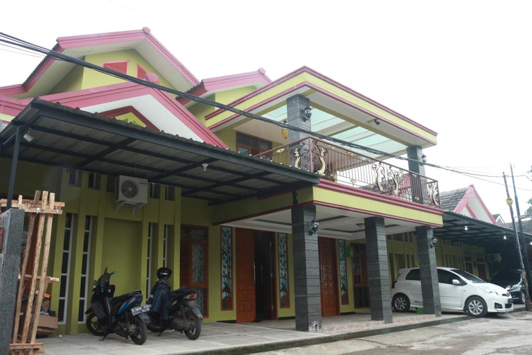 Exterior & Views, Ars Guest House Syariah Bandung, Bandung