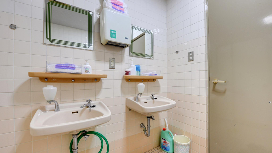 Bathroom 4, Kanko Ryokan Hotel Omiya, Kyoto