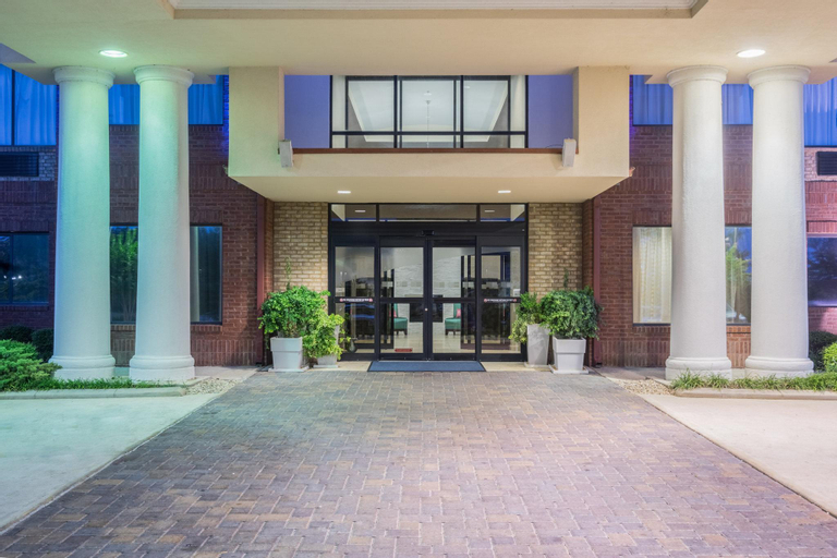 Holiday Inn Express Hotel & Suites- Gadsden, Etowah